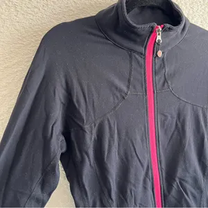 Lululemon Women’s Rare‎ Vintage Define Jacket Luon Full Zip Up Black/Pink Size 6 thumbnail 5