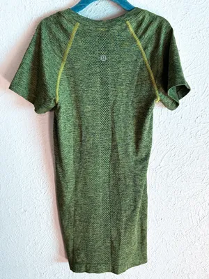 Lululemon Swiftly Tech Short Sleeve Crew Neck Top Green Seamless Sz 0 thumbnail 2