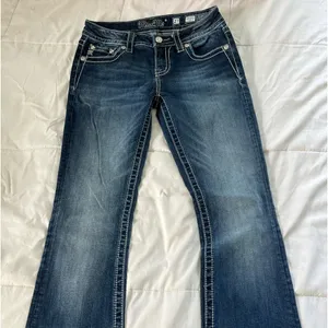 Miss me low rise bootcut jeans thumbnail 1