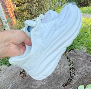 Hoka One One Clifton 9 Running women shoes size 6 thumbnail 1