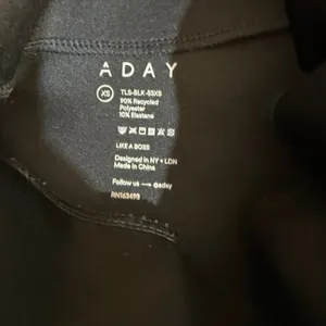 Aday Like A Boss Mock Neck‎ Sweatshirt Womens XS Black Technical Pullover Shirt thumbnail 6