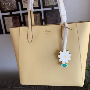 Authentic KATE SPADE Saffiano leather zip top Tote/Flower charm thumbnail 9