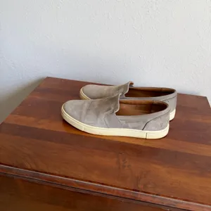 FRYE Ivy Slip On Gray Soft Suede Leather Slide On Sneaker Womens 8.5 Casual thumbnail 3