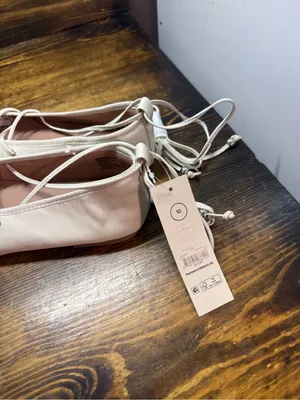 Time & tru beige lace up flats size 10 thumbnail 4