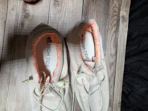 High Tide Women’s Boat /loafer Shoes Cream Fabric Size 8 thumbnail 2