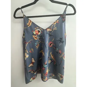 Abercrombie & Fitch Women XS Blue Butterfly Print Camisole Flowy Preppy Romantic thumbnail 2