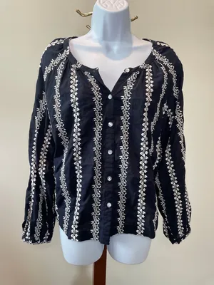 Ann Taylor Factory Navy Blue Embroidered 100% Cotton Button‑Up Top Size L thumbnail 1