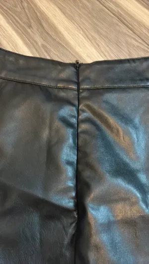 SheIn Black leather skirt size medium thumbnail 3