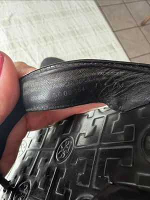 Tory Burch Black Patent Logo Thong Sandals thumbnail 6