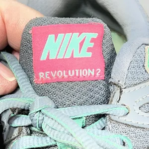 Nike Revolution 2 Women's Running Shoes Size 9 Grey/Pink No Insoles thumbnail 3