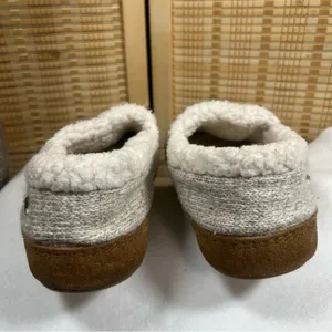 ACORN Slippers, Size: 6 1/2 - 7 1/2 thumbnail 3