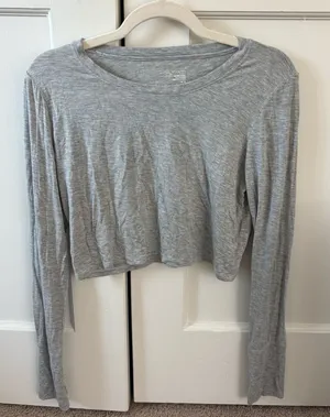 Aerie long sleeve top with thumb holes thumbnail 1