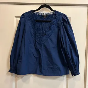 J Crew Navy Long Sleeve Top w/ Crochet Neckline Detail + Elastic Cuffs - size S thumbnail 1