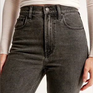 Abercrombie Ultra High Rise 90s Slim Straight Jean, Grey, Size 29 (8) thumbnail 3