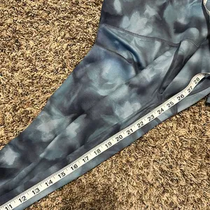 Athleta Elation Blue Tie Dye Print Leggings Medium thumbnail 4