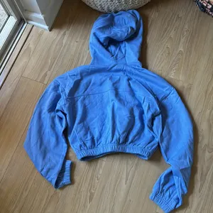 Alo cropped jacket thumbnail 3