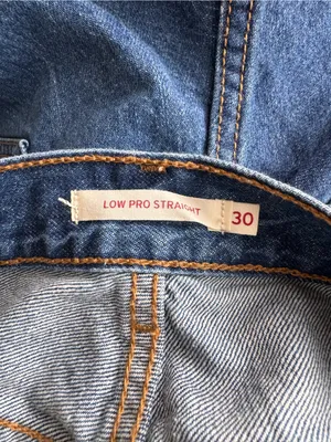 Levi’s Low Pro Straight Denim Blue Jeans Women’s 30 Distressed thumbnail 7