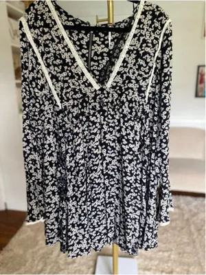 Free People Floral Mini Dress Black White Boho Cottagecore Bell Sleeve Festival‎ thumbnail 2
