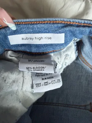 STS Blue Aubrey High-Rise Light Blue Distressed Denim Shorts thumbnail 4