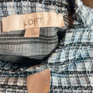 NWT Loft Blue and Navy Plaid Short Sleeve Dress - Size 12 thumbnail 4