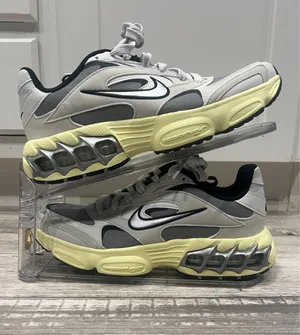 Nike Zoom Air Fire 'Particle Grey Photon Dust Size 7.5 (C 94) thumbnail 3