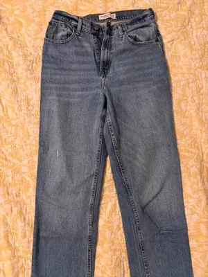 Abercrombie Curve Love High-Rise Jeans thumbnail 4