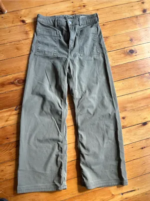 ALC | Finley Wide Leg Green Palazzo Crop Pants 2 see hem flaw thumbnail 2