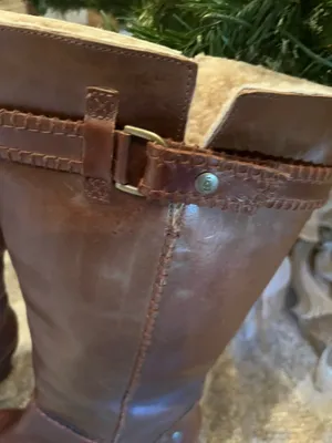 Ugg Sherpa Lined Chestnut Women’s Winter Boots thumbnail 4
