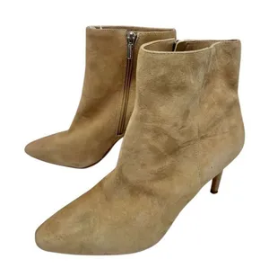 Vince Camuto Boots Size 8‎ Leather Womens Tan Almond Toe Side Zip Ankle Booties thumbnail 1