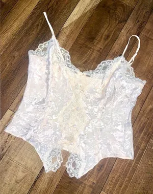 Victoria’s Secret gold label y2k 90s cream open front button lace cami summer thumbnail 1
