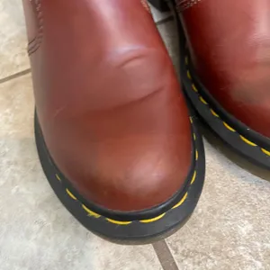 Dr Martens Cadence Cherry Red Leather Block Heel Chelsea Boots Womens 6 US/4 UK thumbnail 4