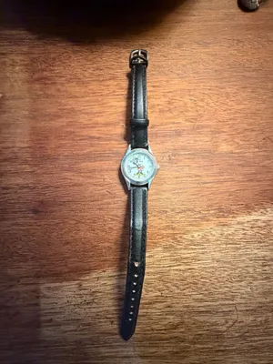 Disney Minnie Mouse Watch with Leather Black Strap thumbnail 2