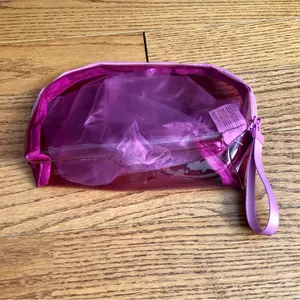 MAC Cosmetics Makeup Clear Polyurethane Pink Makeup Bag Pouch NWOT thumbnail 2