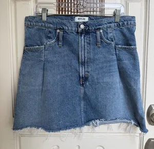 AGOLDE Reworked Denim Mini Skirt Blue Organic Cotton Raw Hem Size 29‎ thumbnail 1