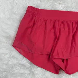 Lululemon Hotty Hot Low Rise Lined Shorts 2.5" Glaze Pink Size 14 thumbnail 3