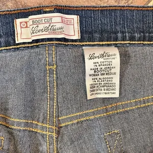 Levi's Levi Strauss Signature Bootcut Women’s 18W Medium Denim Jeans thumbnail 7