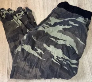 Victoria’s Secret sport vsx Camo Print Jogger Pants camouflage sweatpants thumbnail 1