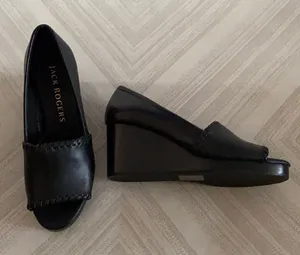 Jack Rogers Women’s Black Leather Wedge Shoes thumbnail 1