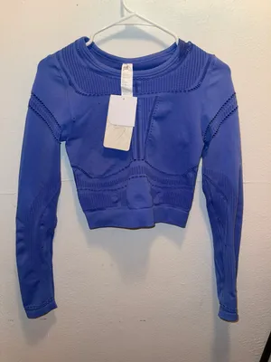Fabletics NWT blue Longsleeve Workout Shirt thumbnail 1