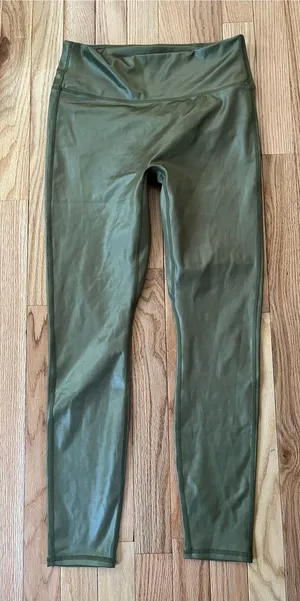 Fabletics Coated Leggings Medium Olive Green Motion 365 Faux Leather Gym Pilates thumbnail 1