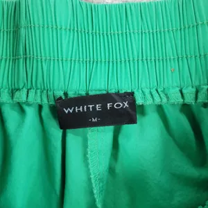 White Fox Short 2 Piece Set Womens S/M Green Button Up Oversized Top Pull On thumbnail 2