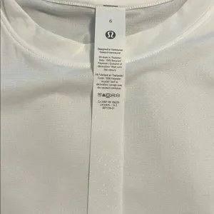 Lululemon Ultralight Waist Length T Shirt Size 6 White thumbnail 2