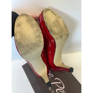 Rose Petals by Walking Cradles Prom Red Patent Peep Toe Heels Size 8.5 thumbnail 3