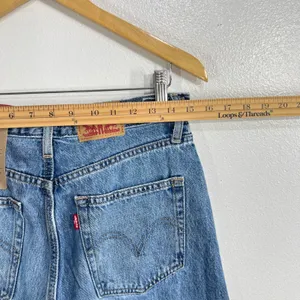 Levi's Cinch Barrel Women's Jeans 29 Light Wash Blue High Rise Wide Leg Relaxed thumbnail 9