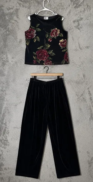 Vintage 90s Whimsigoth Dark Floral Rose Velvet Tank Top and Wide Leg Pants Set L thumbnail 1
