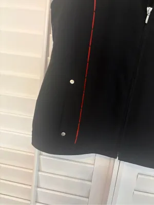 Zenergy By Chico’s Black Vest Size 1 (Medium) thumbnail 4