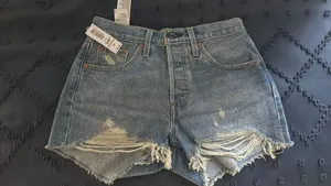 Levi's 501 Shorts NWT size 25 thumbnail 2