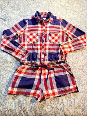 💥Aerie Plaid Flannel Pajama Romper Button Front Drawstring Red Navy Sz M💛 thumbnail 3