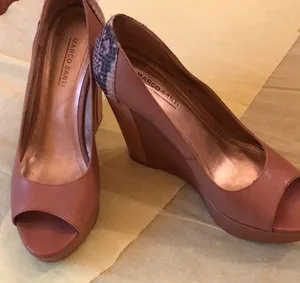 Marco Santi platforms will relist Tan Size 8 thumbnail 1