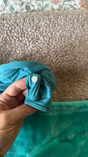 Lululemon Athletica Bra! All day breeze sports bra teal turquoise size 8! thumbnail 3